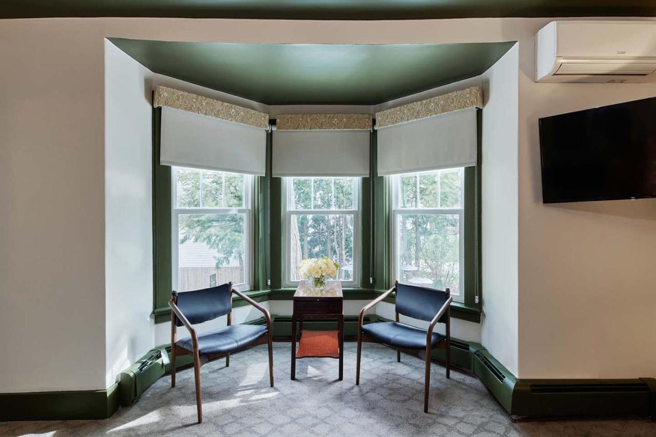 The Whitlock Otel Lenox Dış mekan fotoğraf
